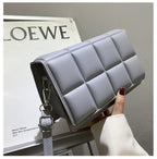 https://cdn.shopify.com/s/files/1/0462/8493/1232/products/product-image-1801636843.jpg?v=1638716115