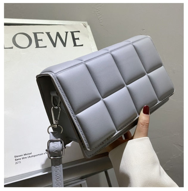 https://cdn.shopify.com/s/files/1/0462/8493/1232/products/product-image-1801636843.jpg?v=1638716115